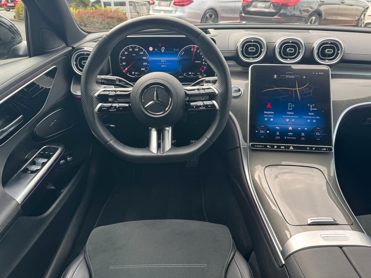 סדאן Mercedes-Benz C 400e 4M AMG+HUD+RFK+TotW+Ambiente+Night: תמונה 16