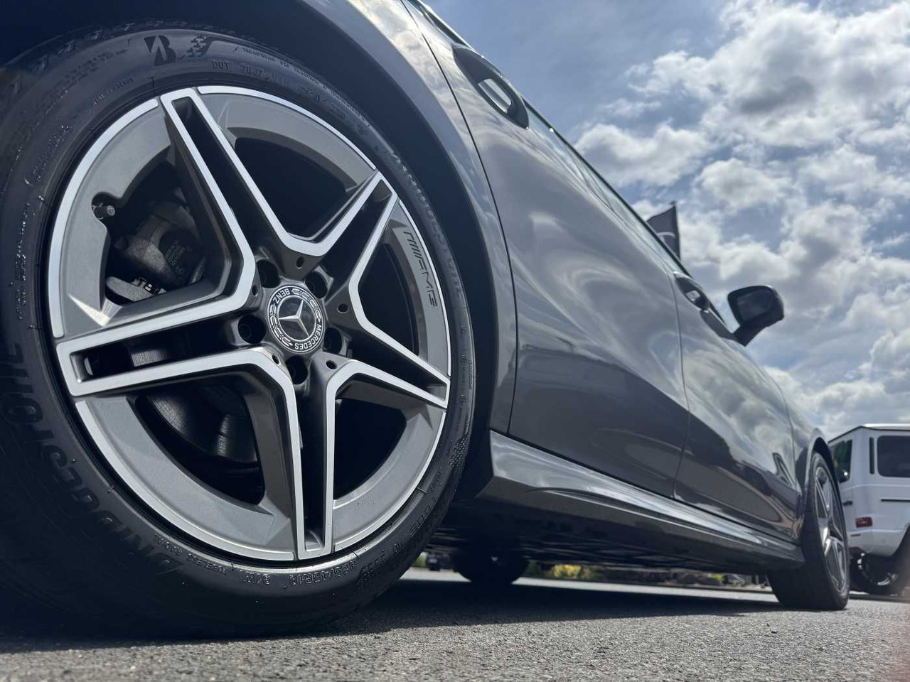 Mercedes-Benz CLA 200 AMG+Pano+MultiBeam+DistrPro+HUD+360 - מכונית: תמונה 5 Mercedes-Benz CLA 200 AMG+Pano+MultiBeam+DistrPro+HUD+360 - מכונית: תמונה 5