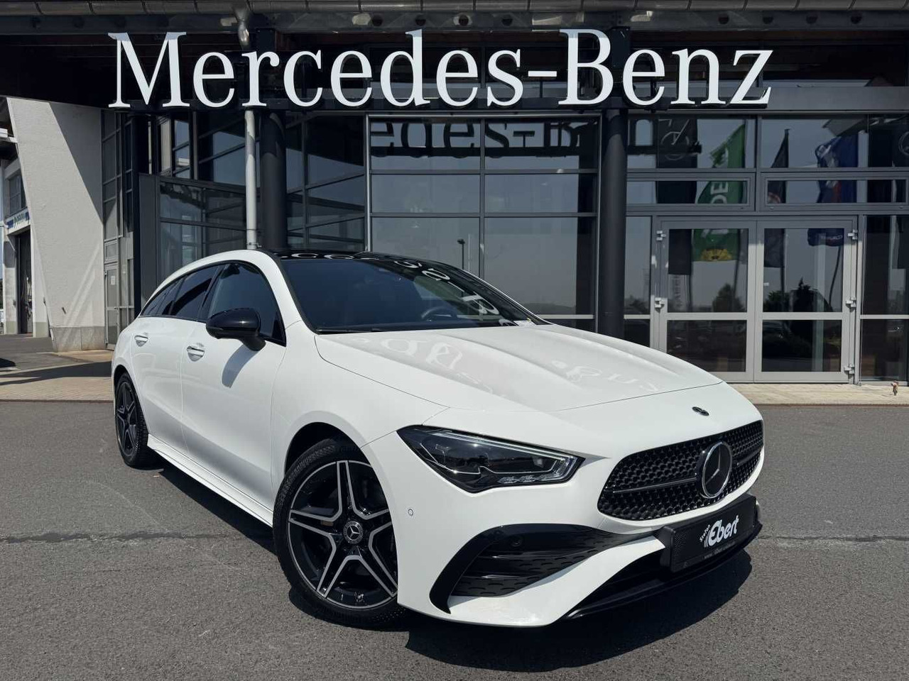 Mercedes-Benz CLA 220d Shooting Brake AMG+Pano+Distr+AHK+uvm. - מכונית: תמונה 1 Mercedes-Benz CLA 220d Shooting Brake AMG+Pano+Distr+AHK+uvm. - מכונית: תמונה 1