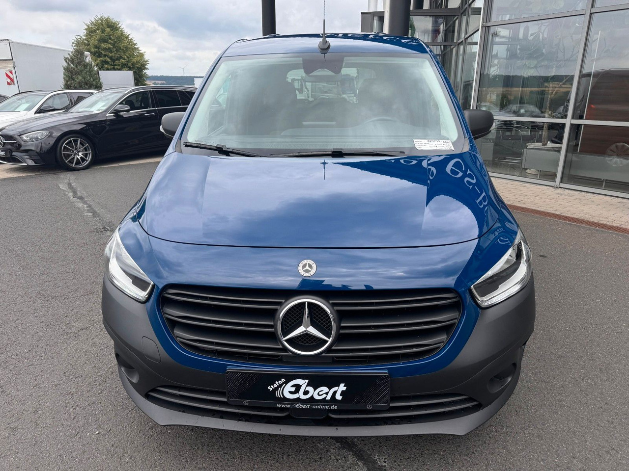 Mercedes-Benz Citan 113 Tourer Klimaautomatik AK Kamera MBUX - כלי רכב מסחרי לנוסעים: תמונה 2 Mercedes-Benz Citan 113 Tourer Klimaautomatik AK Kamera MBUX - כלי רכב מסחרי לנוסעים: תמונה 2