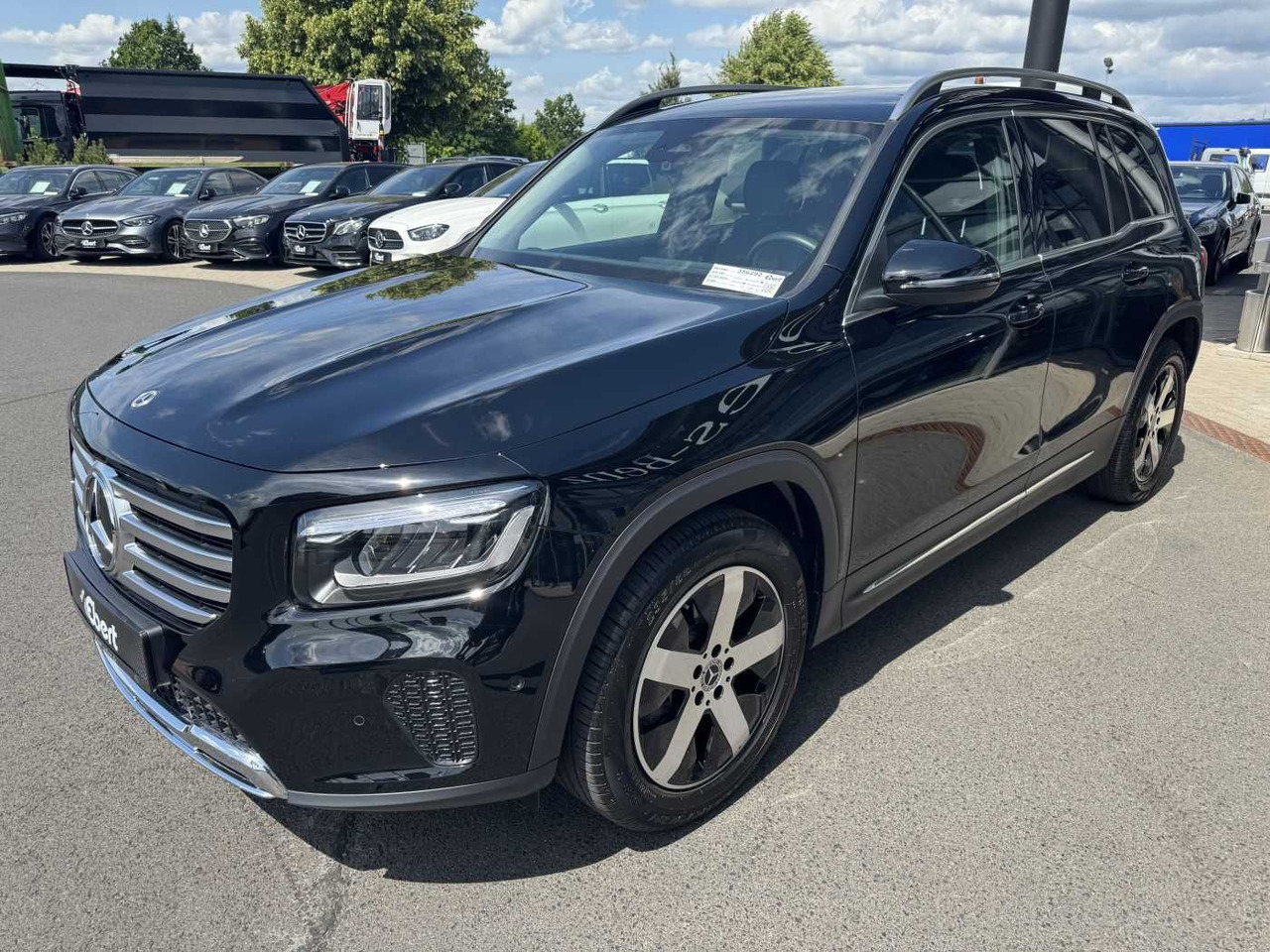 Mercedes-Benz GLB 180 Progressive+AHK+RKamera+LED+ IHC+DAB - SUV: תמונה 2 Mercedes-Benz GLB 180 Progressive+AHK+RKamera+LED+ IHC+DAB - SUV: תמונה 2