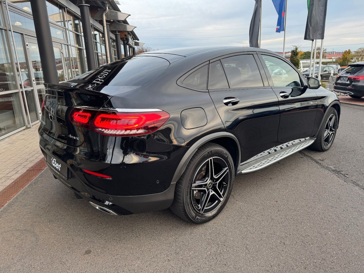 Mercedes-Benz GLC 400d 4M Coupe+AMG+Massage+AHK+Memory - רכב קופה: תמונה 4 Mercedes-Benz GLC 400d 4M Coupe+AMG+Massage+AHK+Memory - רכב קופה: תמונה 4