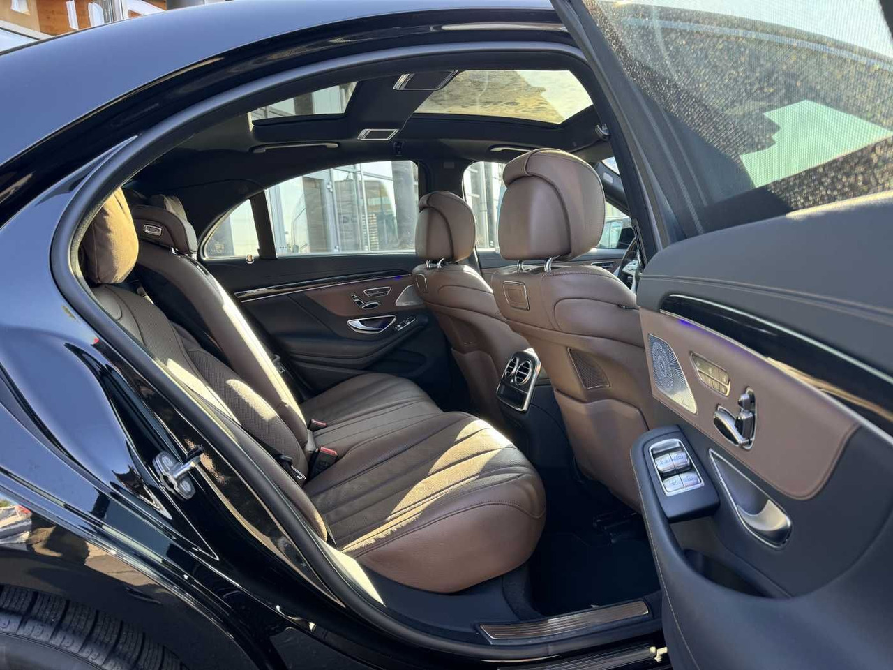 Mercedes-Benz S 400d 4M AMG+Pano+Burm+Distr+Massage+ HUD - סדאן: תמונה 4 Mercedes-Benz S 400d 4M AMG+Pano+Burm+Distr+Massage+ HUD - סדאן: תמונה 4