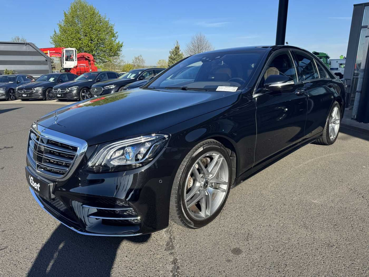 Mercedes-Benz S 400d 4M AMG+Pano+Burm+Distr+Massage+ HUD - סדאן: תמונה 2 Mercedes-Benz S 400d 4M AMG+Pano+Burm+Distr+Massage+ HUD - סדאן: תמונה 2