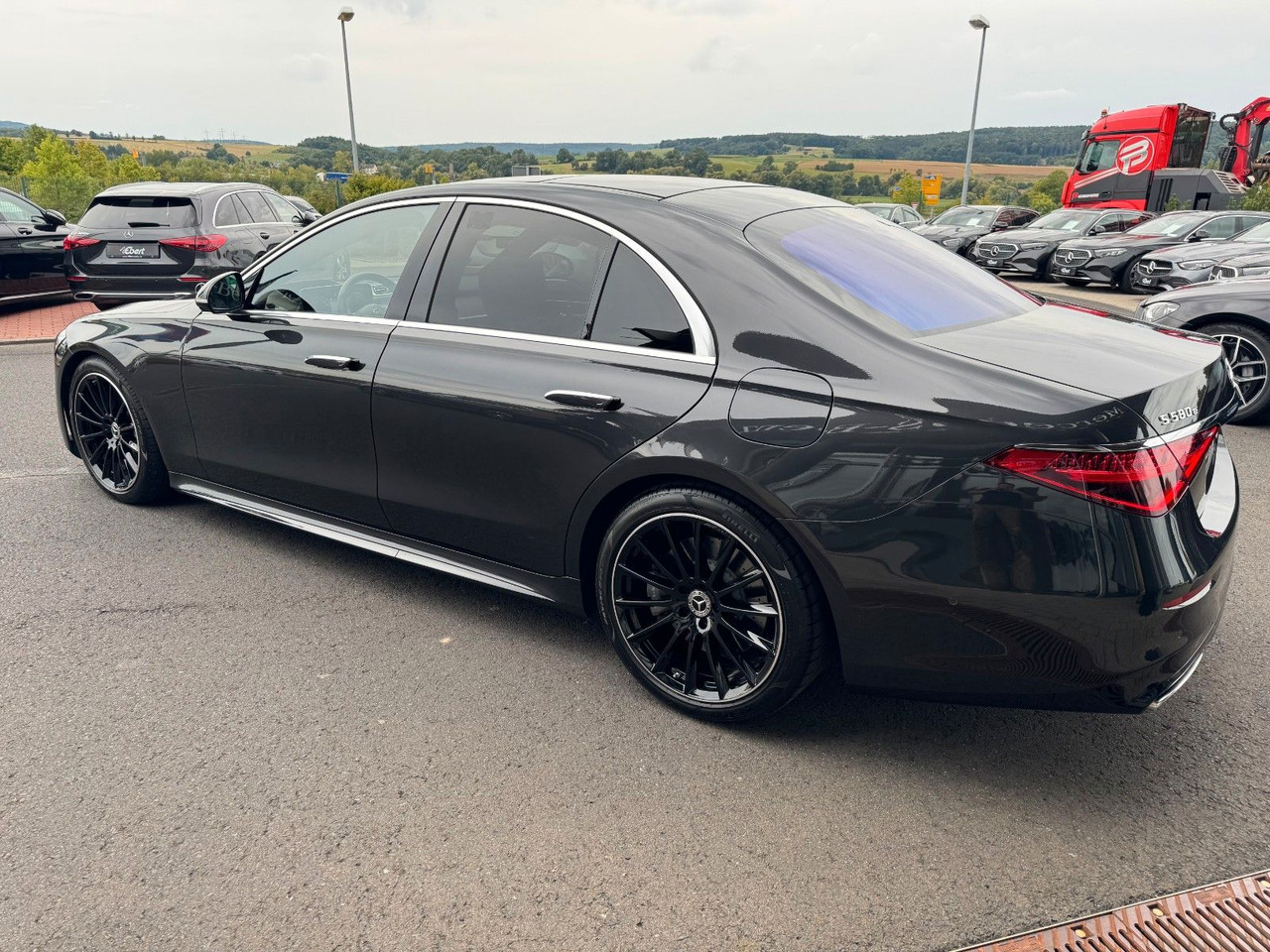 Mercedes-Benz S 580e AMG+Pano+Digital+Burm+3D+AirM+HUD+360+ - סדאן: תמונה 3 Mercedes-Benz S 580e AMG+Pano+Digital+Burm+3D+AirM+HUD+360+ - סדאן: תמונה 3