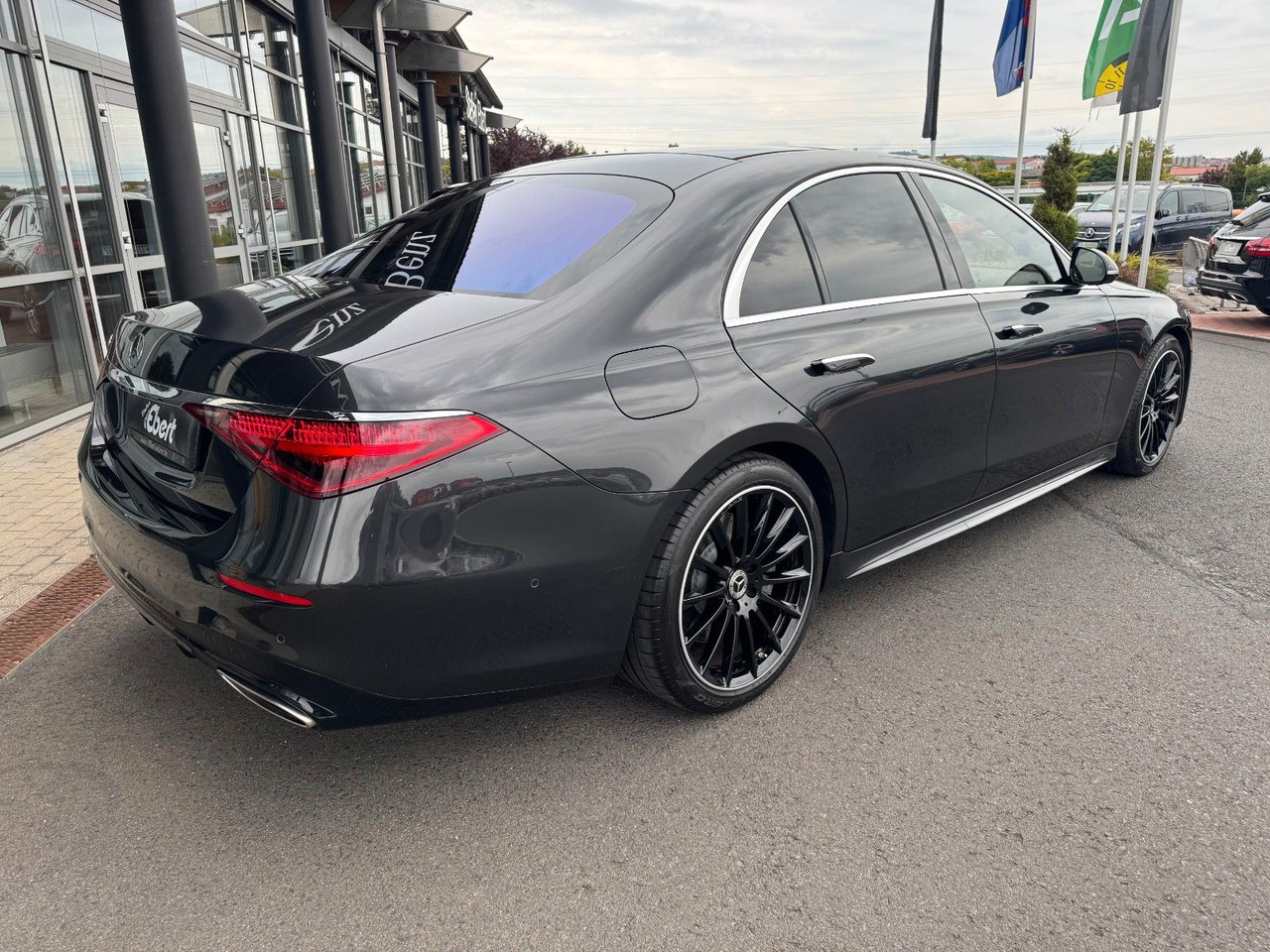 Mercedes-Benz S 580e AMG+Pano+Digital+Burm+3D+AirM+HUD+360+ - סדאן: תמונה 4 Mercedes-Benz S 580e AMG+Pano+Digital+Burm+3D+AirM+HUD+360+ - סדאן: תמונה 4