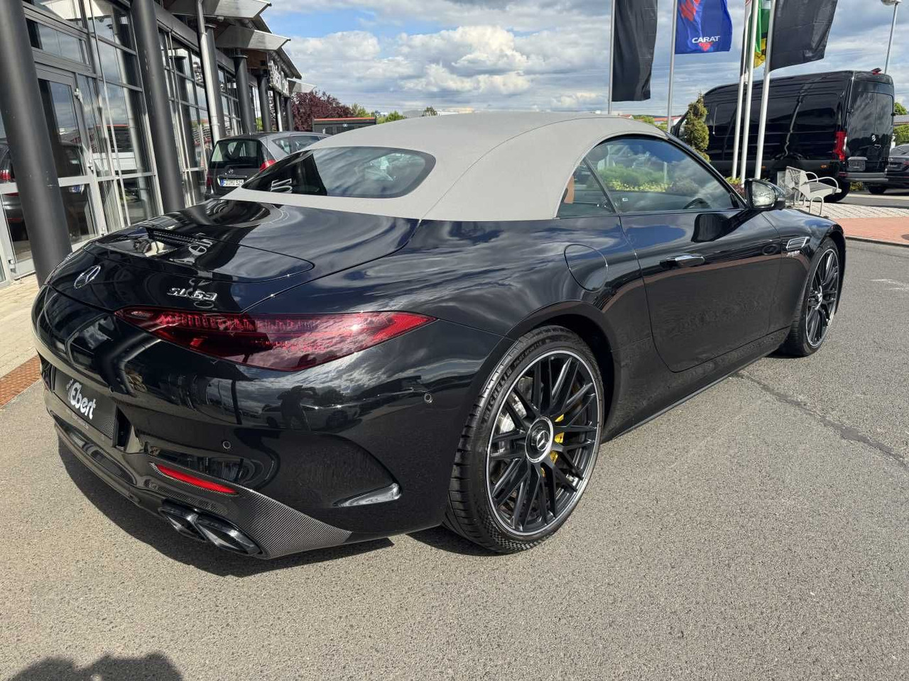 Mercedes-Benz SL 63 AMG 4M Digital+Massage+Distr+360+HUD+ - מכונית: תמונה 4 Mercedes-Benz SL 63 AMG 4M Digital+Massage+Distr+360+HUD+ - מכונית: תמונה 4