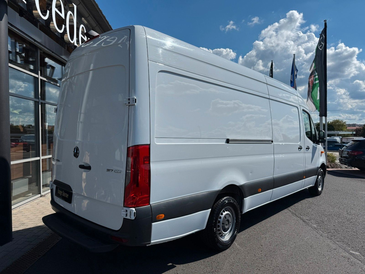 Mercedes-Benz Sprinter 317 CDI 4325 Klima 360 SHZ Schwing - כלי רכב מסחרי עם לוח: תמונה 2 Mercedes-Benz Sprinter 317 CDI 4325 Klima 360 SHZ Schwing - כלי רכב מסחרי עם לוח: תמונה 2