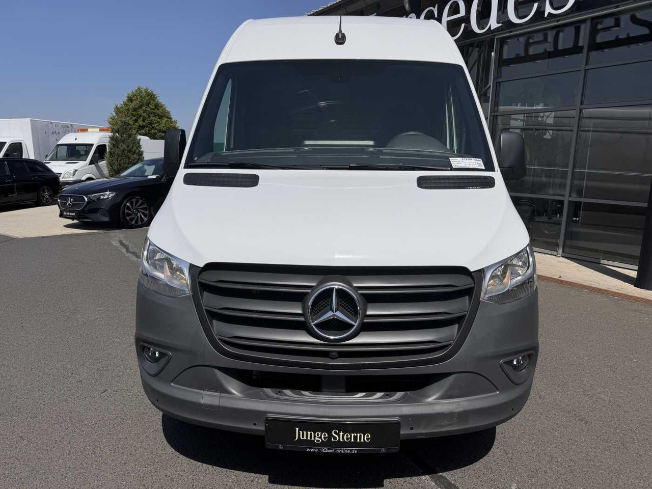 Mercedes-Benz Sprinter 317 CDI 4325 Klima 360 Schwing MBUX SHZ - כלי רכב מסחרי עם לוח: תמונה 2 Mercedes-Benz Sprinter 317 CDI 4325 Klima 360 Schwing MBUX SHZ - כלי רכב מסחרי עם לוח: תמונה 2