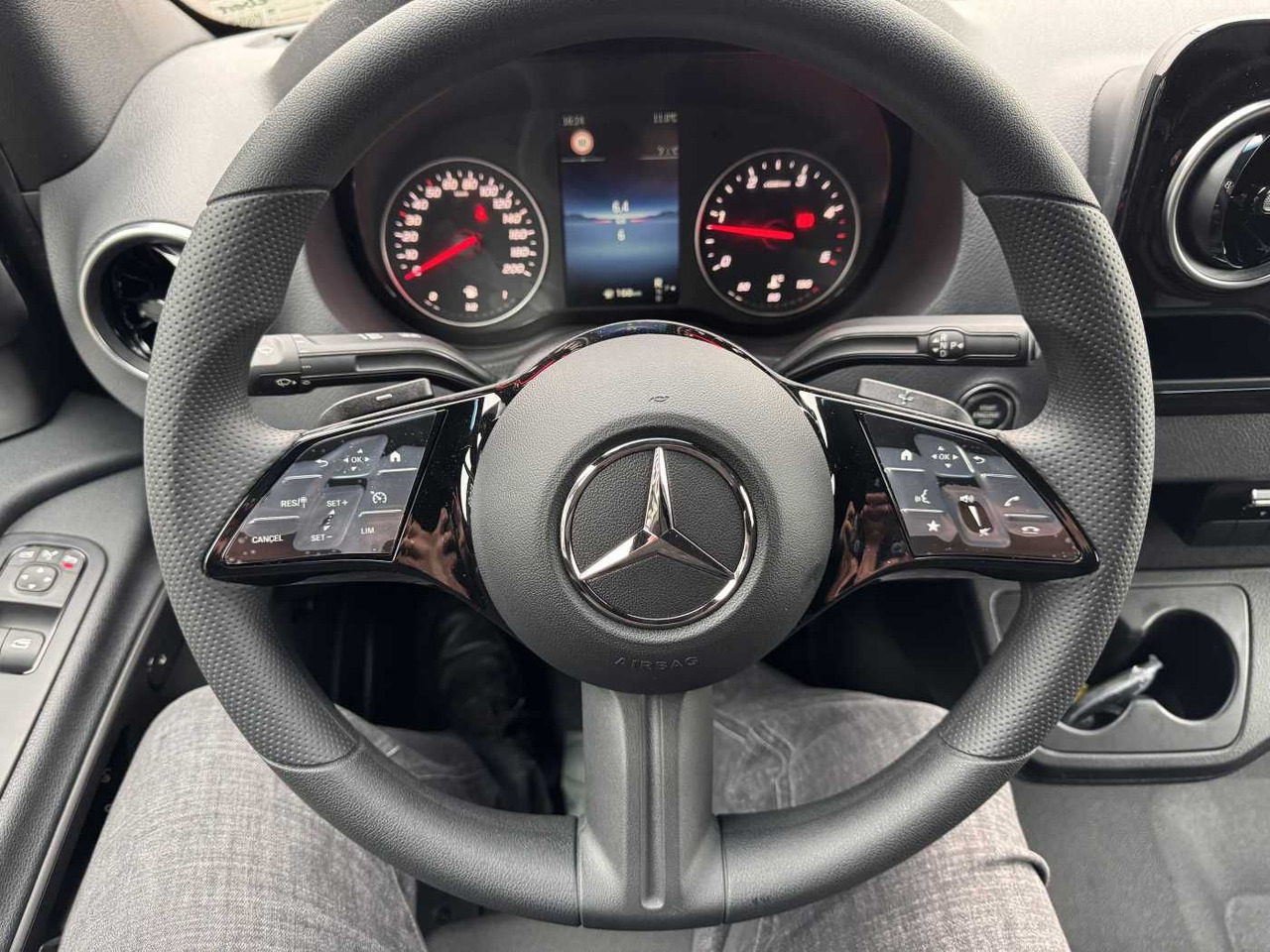 כלי רכב מסחרי עם לוח Mercedes-Benz Sprinter 319 CDI 4x4 3665 Klima Standheiz AHK: תמונה 15