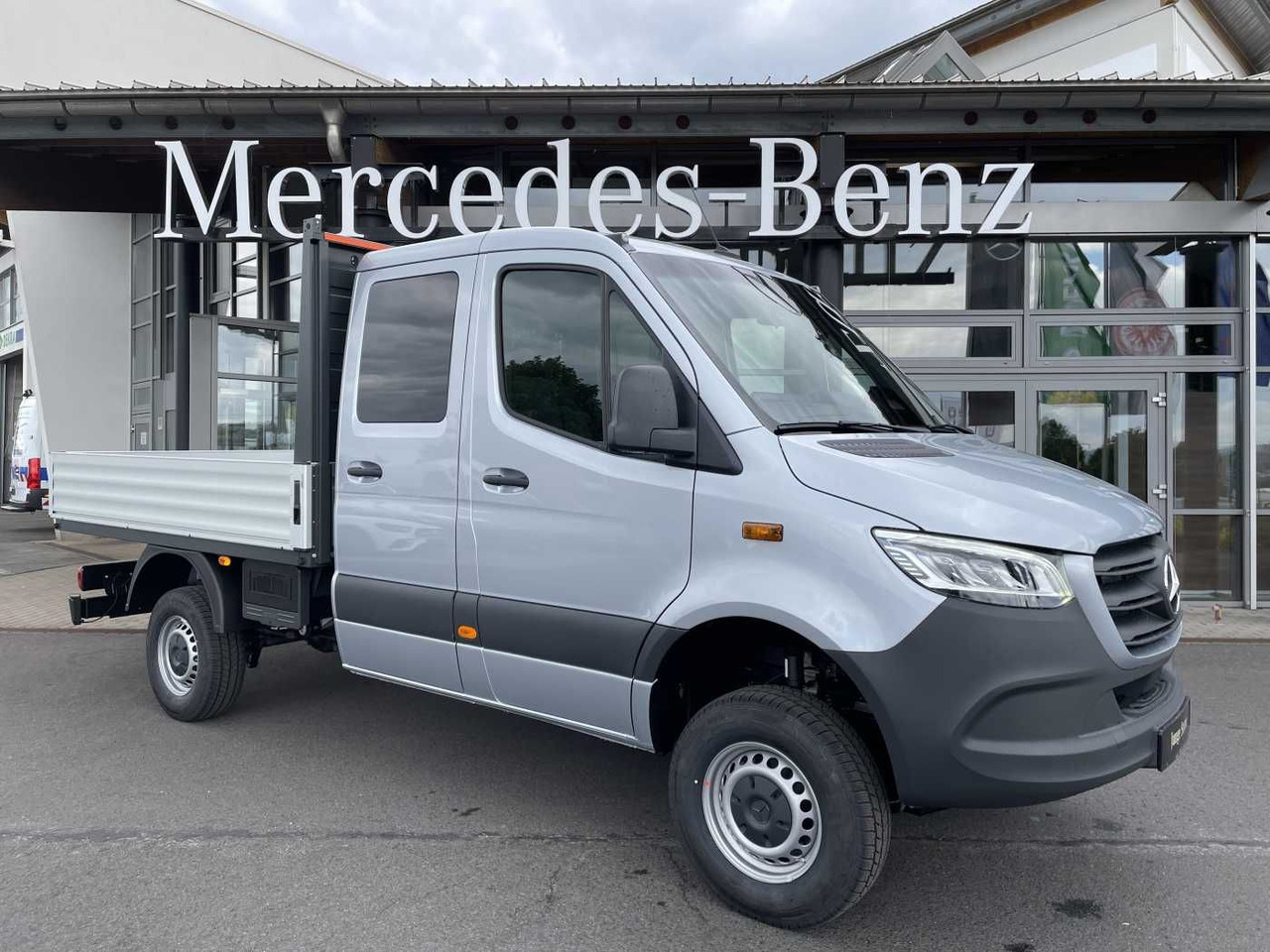 Mercedes-Benz Sprinter 319 CDI 4x4 DoKa Klima Stdheiz AHK LED - כלי רכב מסחרי במיטה שטוחה: תמונה 1 Mercedes-Benz Sprinter 319 CDI 4x4 DoKa Klima Stdheiz AHK LED - כלי רכב מסחרי במיטה שטוחה: תמונה 1