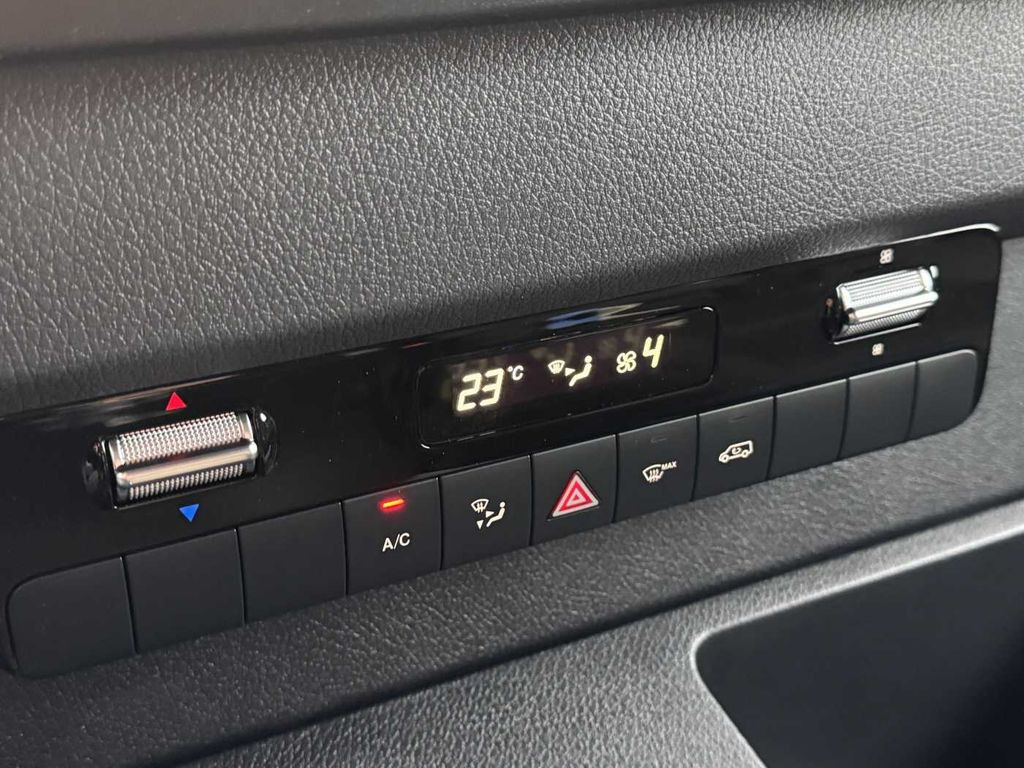 כלי רכב מסחרי עם לוח Mercedes-Benz Sprinter 517 CDI 4325 Kamera MBUX Klima: תמונה 11