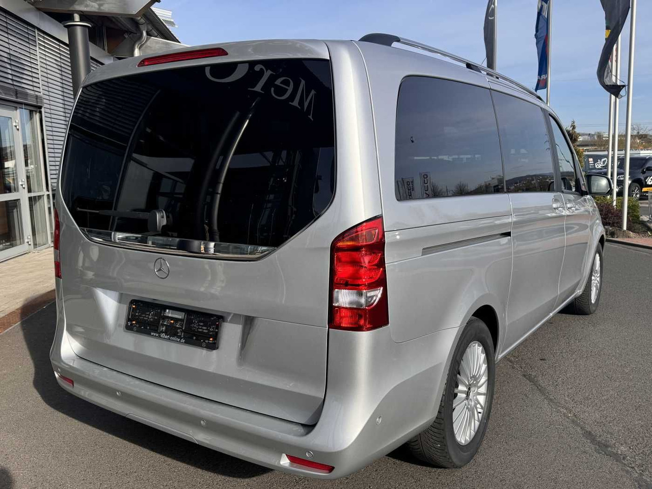 Mercedes-Benz V 220 d EDITION DISTRONIC MBUX Kamera 6Sitze - כלי רכב מסחרי לנוסעים: תמונה 4 Mercedes-Benz V 220 d EDITION DISTRONIC MBUX Kamera 6Sitze - כלי רכב מסחרי לנוסעים: תמונה 4