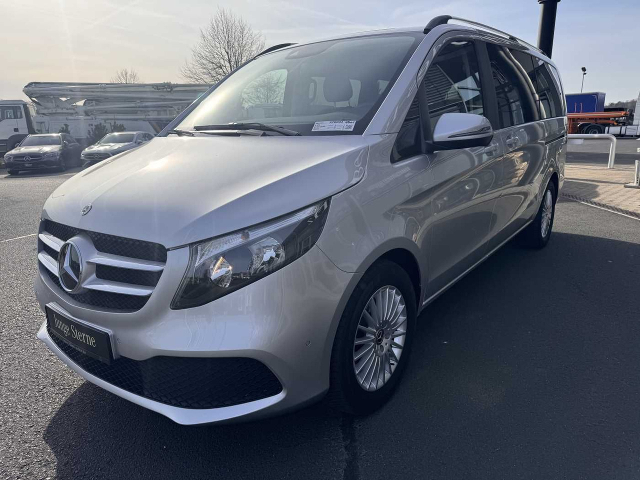 Mercedes-Benz V 220 d EDITION DISTRONIC MBUX Kamera 6Sitze - מכונית: תמונה 3 Mercedes-Benz V 220 d EDITION DISTRONIC MBUX Kamera 6Sitze - מכונית: תמונה 3
