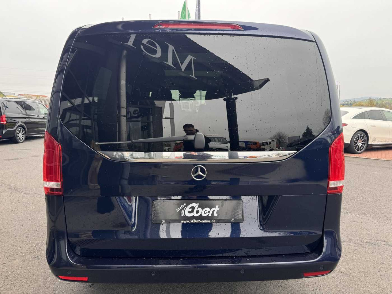 Mercedes-Benz V 250 d AVA ED 4MATIC Panorama Tisch 360 Sound - מכונית: תמונה 5 Mercedes-Benz V 250 d AVA ED 4MATIC Panorama Tisch 360 Sound - מכונית: תמונה 5