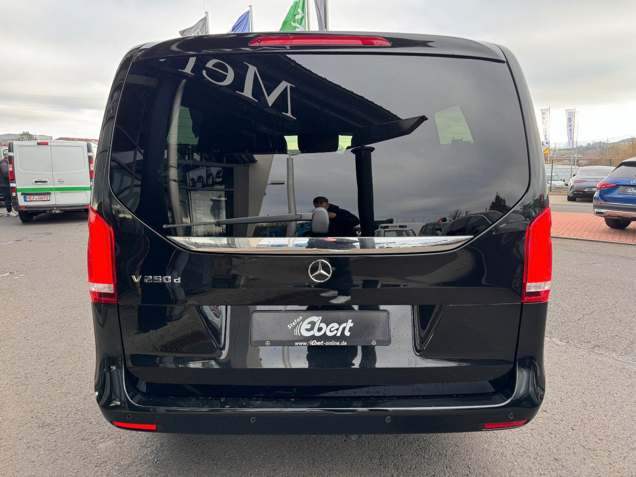 Mercedes-Benz V 250 d AVA Extralang AHK2,5to Kamera LED - כלי רכב מסחרי לנוסעים: תמונה 5 Mercedes-Benz V 250 d AVA Extralang AHK2,5to Kamera LED - כלי רכב מסחרי לנוסעים: תמונה 5