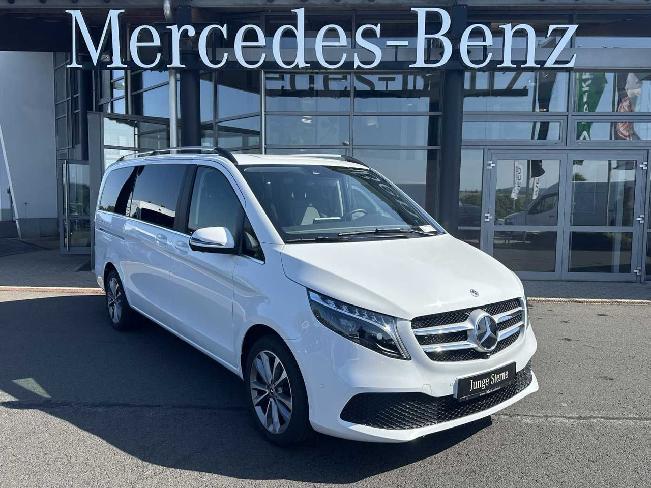 Mercedes-Benz V 300 d AVA ED 6Sitze Burmester 360Kamera el Tür - מכונית: תמונה 1 Mercedes-Benz V 300 d AVA ED 6Sitze Burmester 360Kamera el Tür - מכונית: תמונה 1