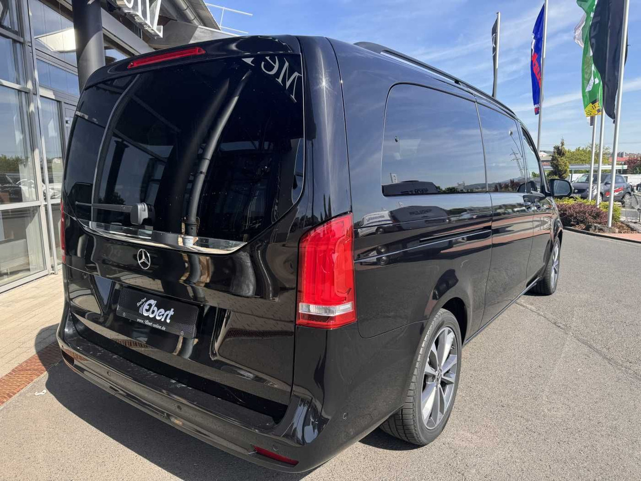 Mercedes-Benz V 300 d AVA Extralang AIRMATIC Standheiz 360Kam - מכונית: תמונה 4 Mercedes-Benz V 300 d AVA Extralang AIRMATIC Standheiz 360Kam - מכונית: תמונה 4