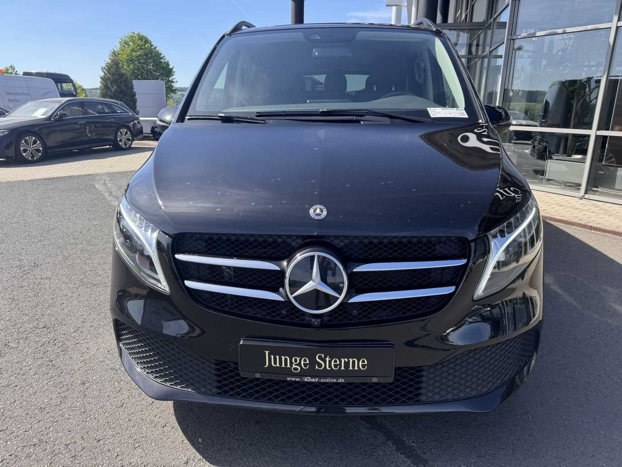 Mercedes-Benz V 300 d AVA Extralang AIRMATIC Standheiz 360Kam - מכונית: תמונה 2 Mercedes-Benz V 300 d AVA Extralang AIRMATIC Standheiz 360Kam - מכונית: תמונה 2