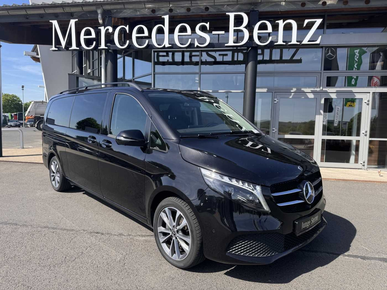 Mercedes-Benz V 300 d AVA Extralang AIRMATIC Standheiz 360Kam - מכונית: תמונה 1 Mercedes-Benz V 300 d AVA Extralang AIRMATIC Standheiz 360Kam - מכונית: תמונה 1