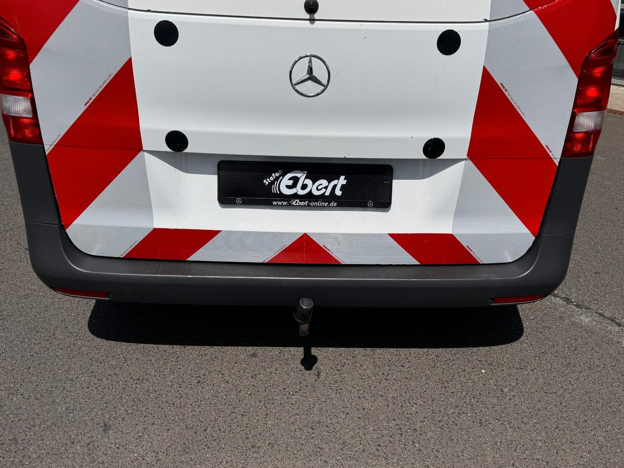 Mercedes-Benz Vito 111 CDI Tourer Begleitfahrzeug BF3+ / WVZ - כלי רכב מסחרי עם לוח: תמונה 4 Mercedes-Benz Vito 111 CDI Tourer Begleitfahrzeug BF3+ / WVZ - כלי רכב מסחרי עם לוח: תמונה 4