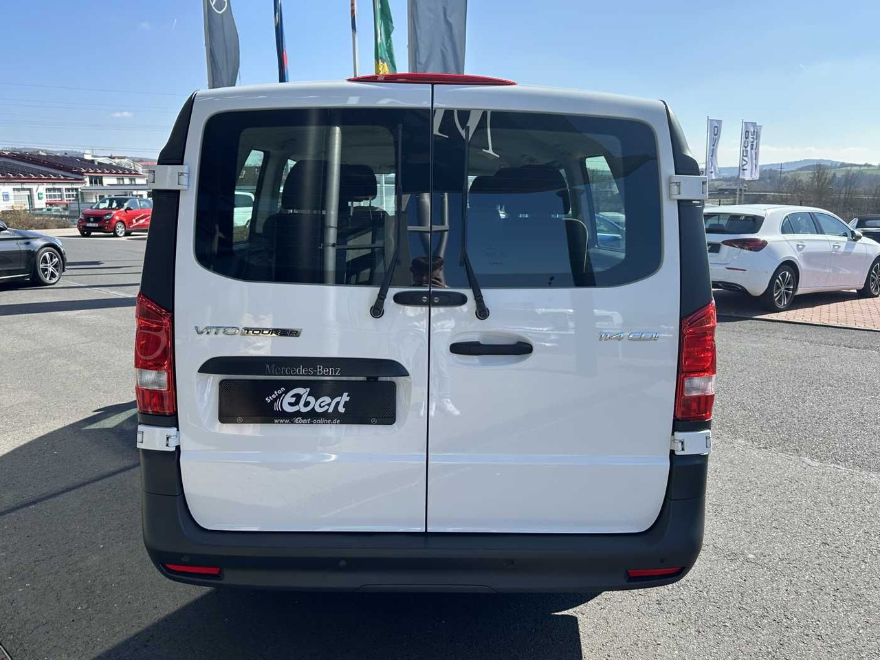 Mercedes-Benz Vito 114 CDI Tourer 8Sitze Klima Audio40 Kamera - כלי רכב מסחרי לנוסעים: תמונה 5 Mercedes-Benz Vito 114 CDI Tourer 8Sitze Klima Audio40 Kamera - כלי רכב מסחרי לנוסעים: תמונה 5