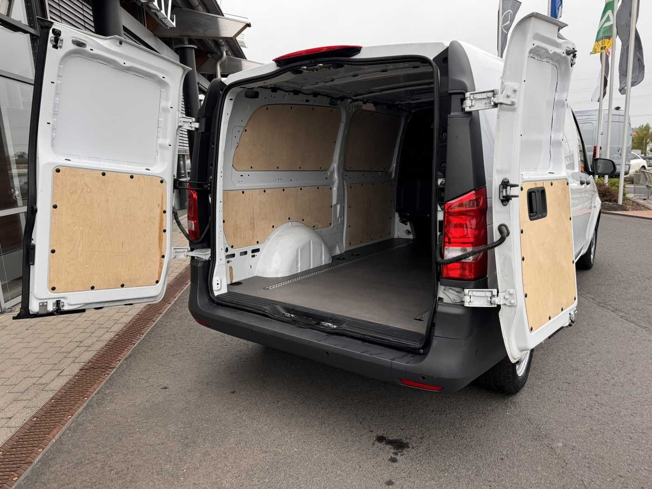 כלי רכב מסחרי קטן Mercedes-Benz Vito 116 CDI Extralang Klima Kamera Audio40 SHZ: תמונה 7