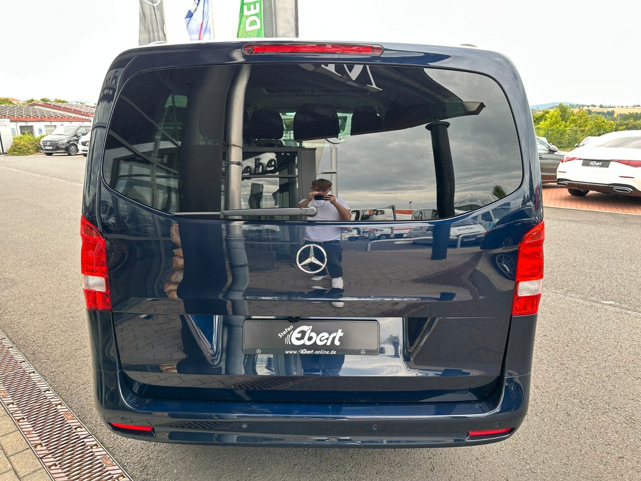 Mercedes-Benz Vito 116 CDI Tourer Pro Liege-Paket Panoramadach - כלי רכב מסחרי לנוסעים: תמונה 5 Mercedes-Benz Vito 116 CDI Tourer Pro Liege-Paket Panoramadach - כלי רכב מסחרי לנוסעים: תמונה 5