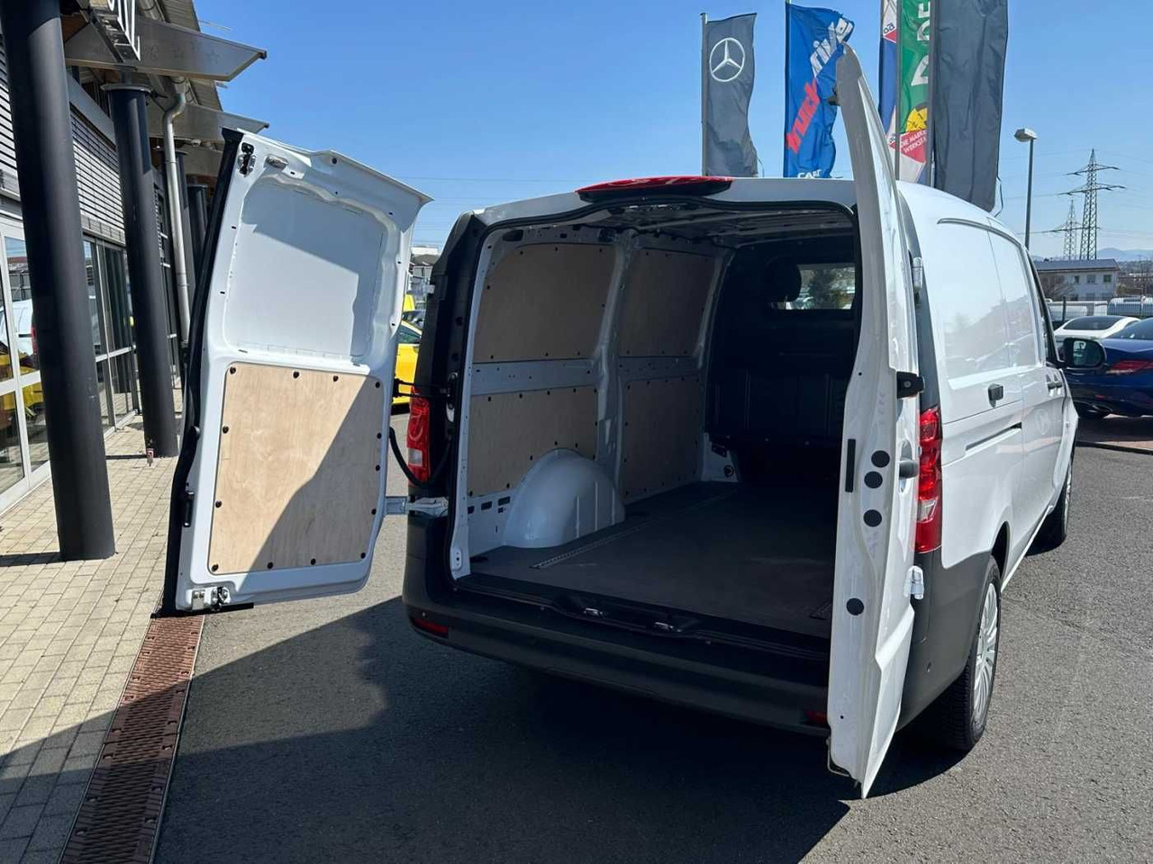 כלי רכב מסחרי קטן Mercedes-Benz Vito 116 CDI neues Modell Klima Kamera MBUX: תמונה 6
