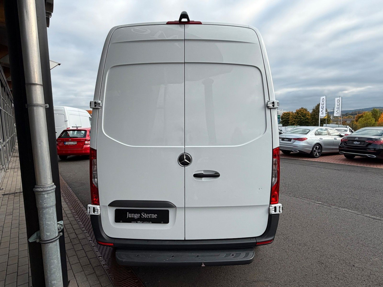 Mercedes-Benz eSprinter 312 Klima SHZ Kamera - כלי רכב מסחרי עם לוח, כלי רכב מסחרי חשמלי: תמונה 5 Mercedes-Benz eSprinter 312 Klima SHZ Kamera - כלי רכב מסחרי עם לוח, כלי רכב מסחרי חשמלי: תמונה 5