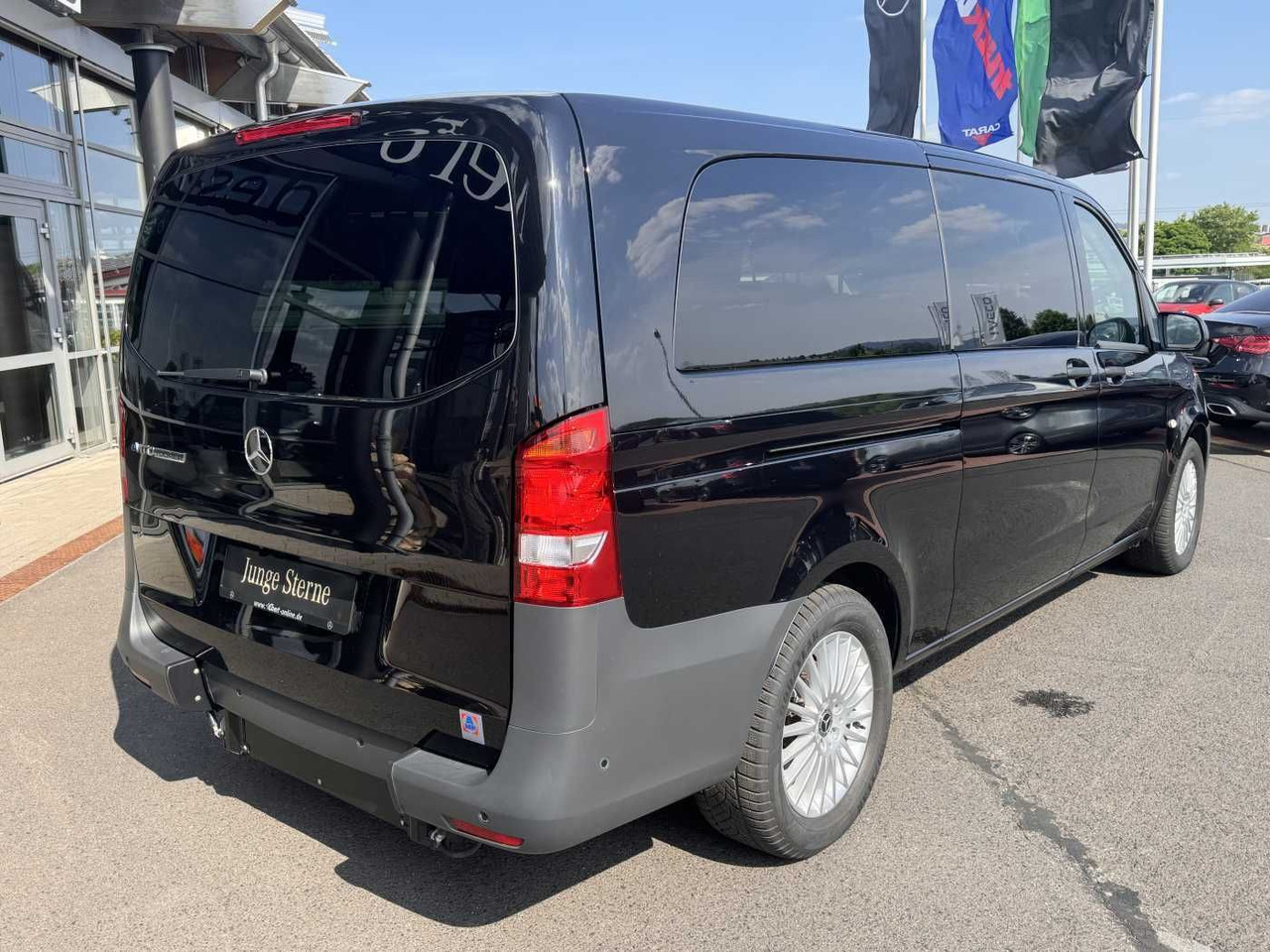 Mercedes-Benz eVito 129 Tourer Behinderten-/Rollstuhlrampe - מכונית: תמונה 5 Mercedes-Benz eVito 129 Tourer Behinderten-/Rollstuhlrampe - מכונית: תמונה 5