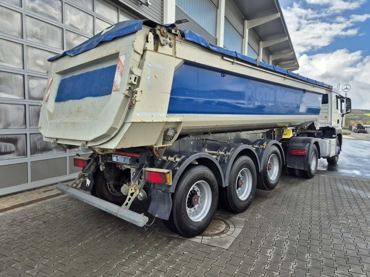 Schmitz Cargobull SGF*S3 SKI 24 SL 7.2 Mulde 23m³ Liftachse 5x - סמיטריילר עם מזהיר: תמונה 5 Schmitz Cargobull SGF*S3 SKI 24 SL 7.2 Mulde 23m³ Liftachse 5x - סמיטריילר עם מזהיר: תמונה 5
