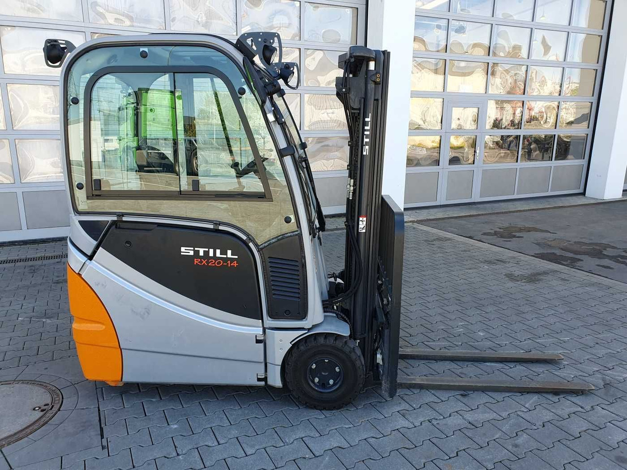 Still RX20-14 / 2016 / Triplex: 4.60m! / 271h / SS - מלגזה חשמלית: תמונה 2 Still RX20-14 / 2016 / Triplex: 4.60m! / 271h / SS - מלגזה חשמלית: תמונה 2