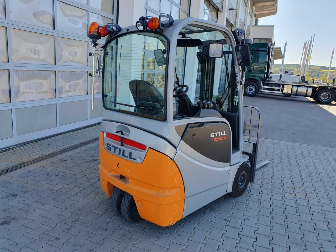 Still RX20-14 / 2023 / Triplex: 4.30m! / 100h! / SS - מלגזה חשמלית: תמונה 3 Still RX20-14 / 2023 / Triplex: 4.30m! / 100h! / SS - מלגזה חשמלית: תמונה 3
