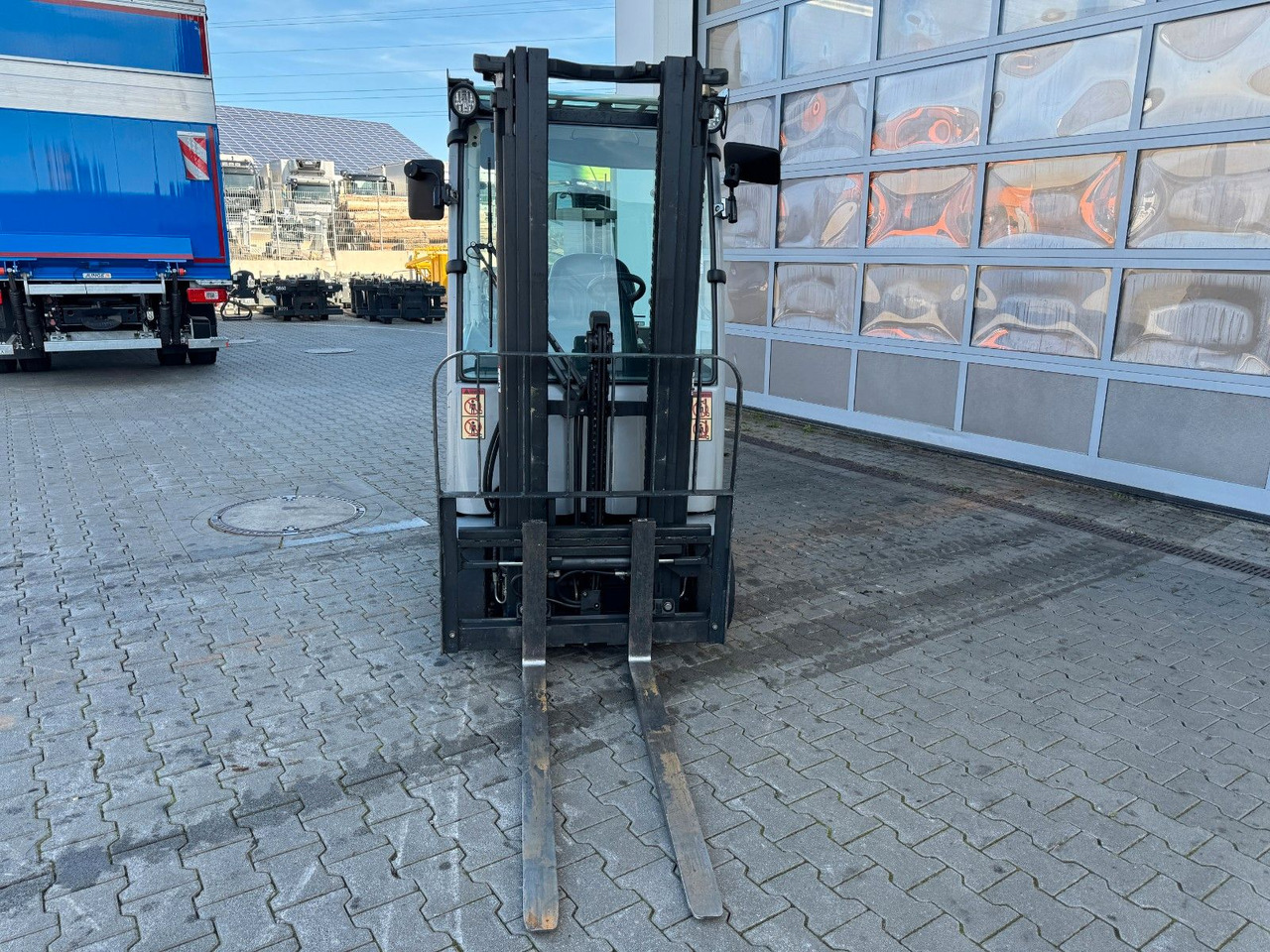 Still RX20-14 / Triplex: 4.60m! / nur 2.438h! / SS - מלגזה חשמלית: תמונה 4 Still RX20-14 / Triplex: 4.60m! / nur 2.438h! / SS - מלגזה חשמלית: תמונה 4