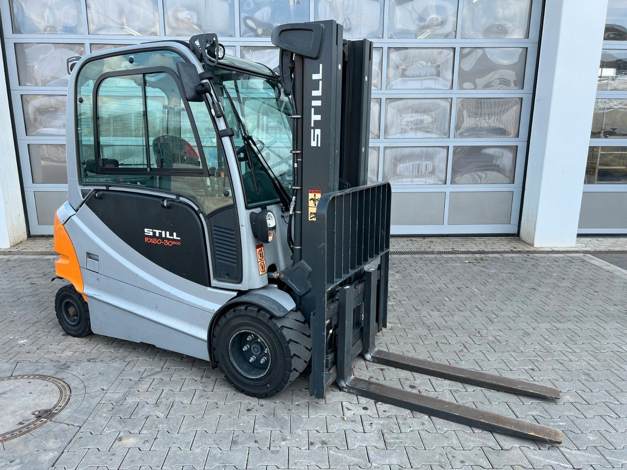 Still RX60-30L/600 / 04/2025 / Hubhöhe 4.580mm / SS - מלגזה חשמלית: תמונה 2 Still RX60-30L/600 / 04/2025 / Hubhöhe 4.580mm / SS - מלגזה חשמלית: תמונה 2