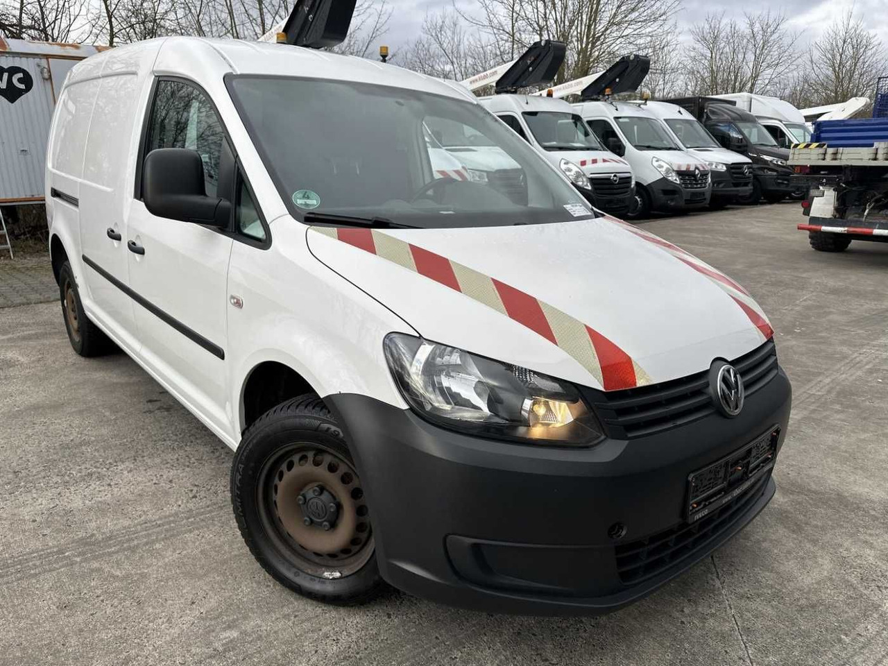 Volkswagen VW Caddy 2.0 TDI 4Motion Maxi Kasten Regal - כלי רכב מסחרי עם לוח: תמונה 2 Volkswagen VW Caddy 2.0 TDI 4Motion Maxi Kasten Regal - כלי רכב מסחרי עם לוח: תמונה 2