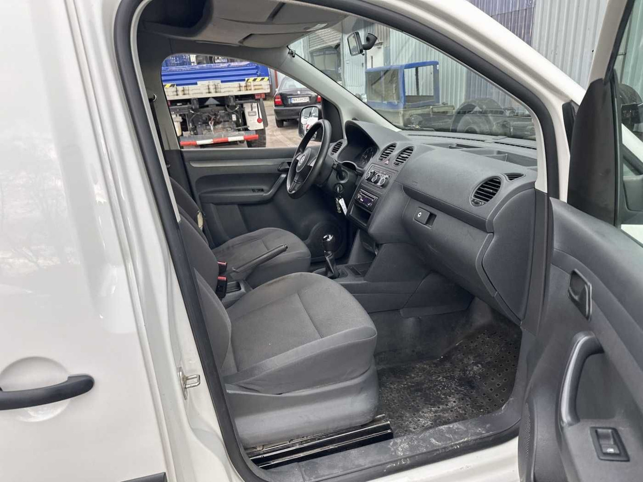 Volkswagen VW Caddy 2.0 TDI 4Motion Maxi Kasten Regal - כלי רכב מסחרי עם לוח: תמונה 5 Volkswagen VW Caddy 2.0 TDI 4Motion Maxi Kasten Regal - כלי רכב מסחרי עם לוח: תמונה 5