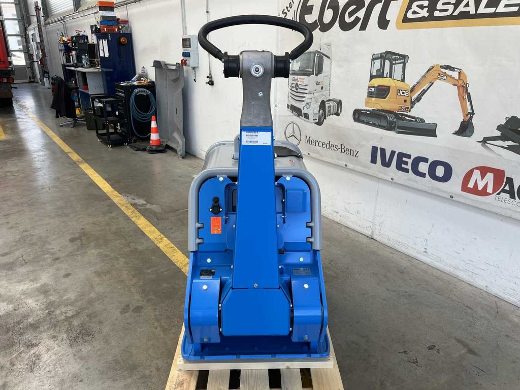 Weber CR 9 WSA Hatz-Diesel / 743 kg Rüttelplatte - מכונת בנייה: תמונה 5 Weber CR 9 WSA Hatz-Diesel / 743 kg Rüttelplatte - מכונת בנייה: תמונה 5