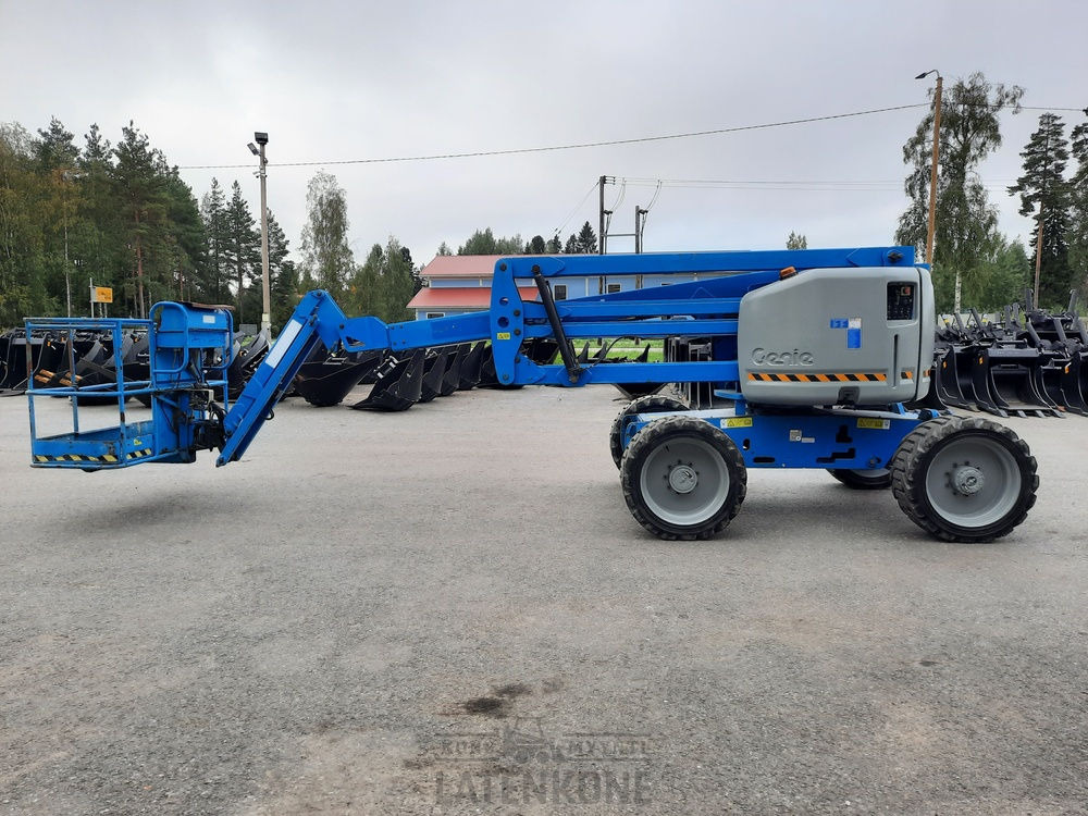 Genie Z-51/30J RT 4x4 Kuukulkija - זרוע מרפקי: תמונה 5 Genie Z-51/30J RT 4x4 Kuukulkija - זרוע מרפקי: תמונה 5