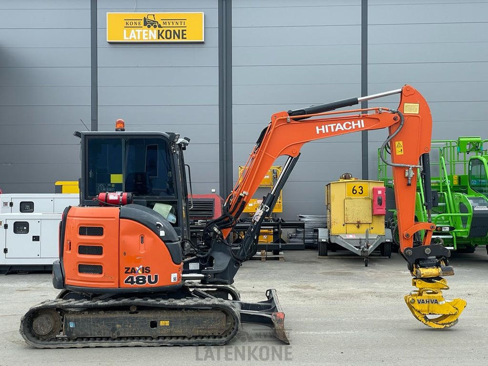 Hitachi ZX 48U-5A kaivinkone - מחפר סורק: תמונה 1 Hitachi ZX 48U-5A kaivinkone - מחפר סורק: תמונה 1