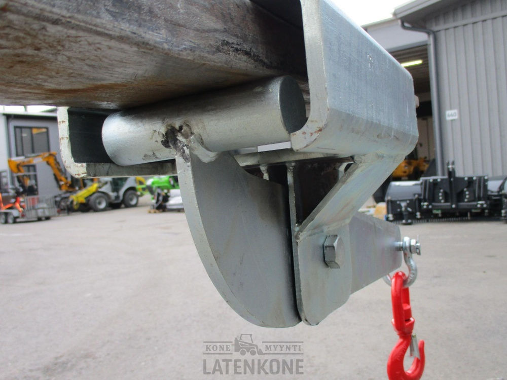 צרופה עבור מכונת בנייה Laten Nostokoukku 1,5ton puomilla: תמונה 9
