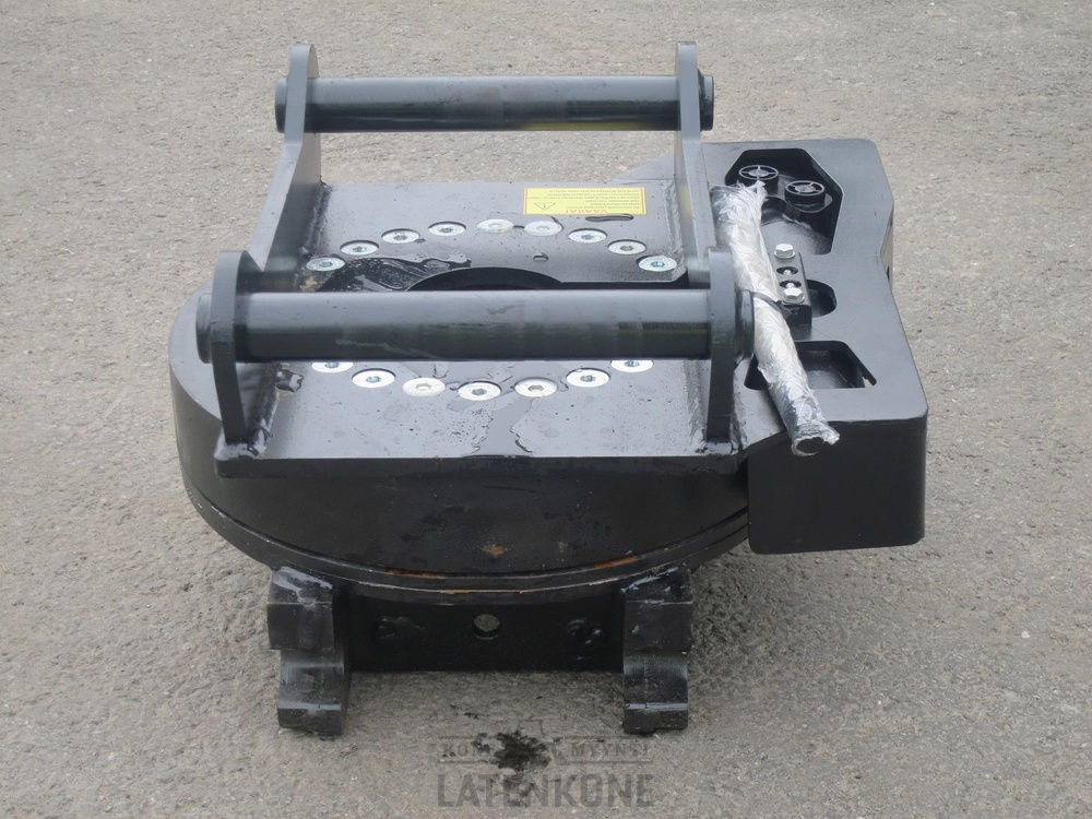 Laten Rototilt S45-45 mek. - טילטרוטטור עבור מכונת בנייה: תמונה 2 Laten Rototilt S45-45 mek. - טילטרוטטור עבור מכונת בנייה: תמונה 2