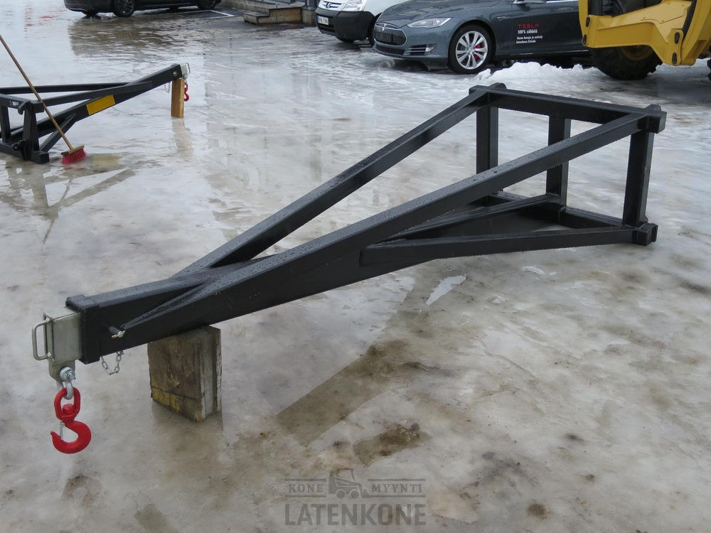 Volvo Kuormaajan nostopuomi 5ton Volvo BM - זרוע עבור מעמיס גלגלים: תמונה 4 Volvo Kuormaajan nostopuomi 5ton Volvo BM - זרוע עבור מעמיס גלגלים: תמונה 4