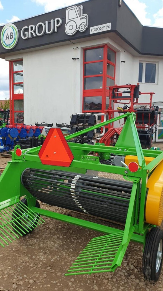 2-row Conveyor Digger Bomet Upus Z656/2 - מקצרת תפוחי אדמה: תמונה 5 2-row Conveyor Digger Bomet Upus Z656/2 - מקצרת תפוחי אדמה: תמונה 5