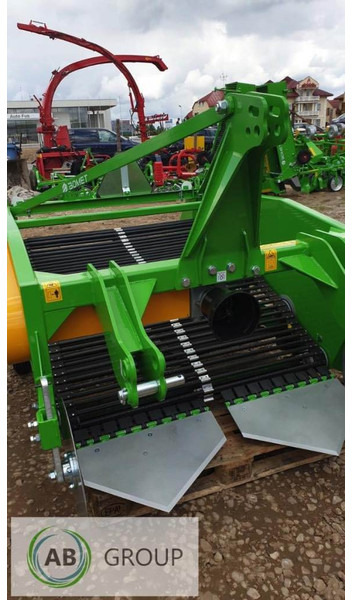 Bomet 2-rzędowa kopaczka przenośnikowa UPUS Z656/3 - מקצרת תפוחי אדמה: תמונה 3 Bomet 2-rzędowa kopaczka przenośnikowa UPUS Z656/3 - מקצרת תפוחי אדמה: תמונה 3