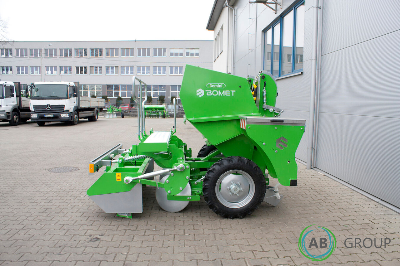 Bomet Gemini S339/1 two-row potato planter (inter-row width: 75 - 90 cm) - משתיל תפוחי אדמה: תמונה 2 Bomet Gemini S339/1 two-row potato planter (inter-row width: 75 - 90 cm) - משתיל תפוחי אדמה: תמונה 2