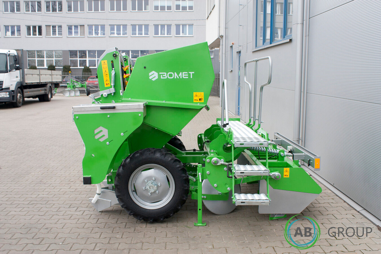 Bomet Gemini S339/1 two-row potato planter (inter-row width: 75 - 90 cm) - משתיל תפוחי אדמה: תמונה 3 Bomet Gemini S339/1 two-row potato planter (inter-row width: 75 - 90 cm) - משתיל תפוחי אדמה: תמונה 3