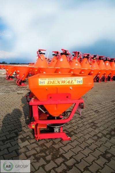 Dexwal Tornado Duo fertilizer spreader 850 l/1200 kg - מפזרת דשן: תמונה 1 Dexwal Tornado Duo fertilizer spreader 850 l/1200 kg - מפזרת דשן: תמונה 1