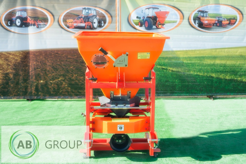 Dexwal spreader Tajfun 600 H + NH - מפזרת דשן: תמונה 1 Dexwal spreader Tajfun 600 H + NH - מפזרת דשן: תמונה 1